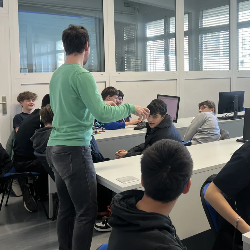 mor1-2025-oš-franceta-prešerna